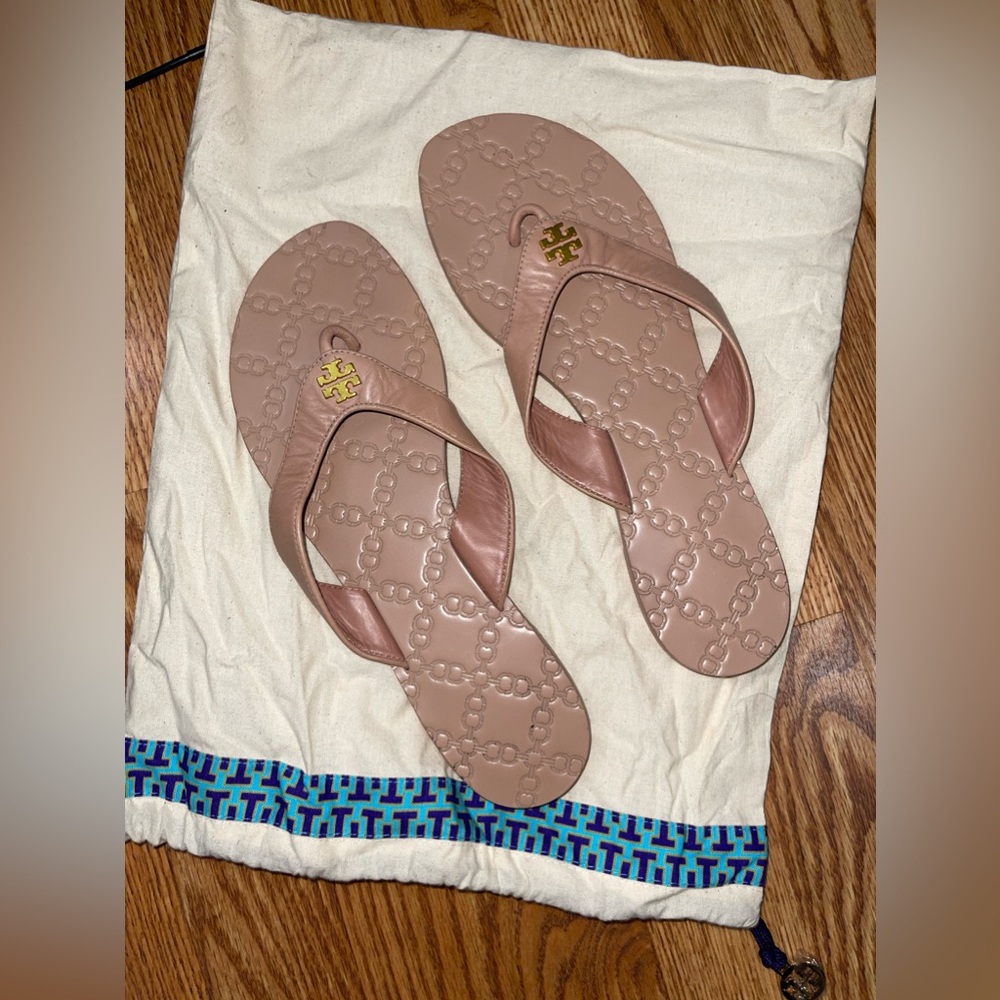 Tory Burch Women’s Classic Flip Flop